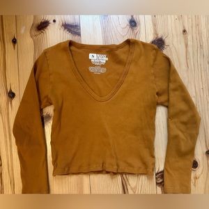 Big Bud Press V-neck - Small